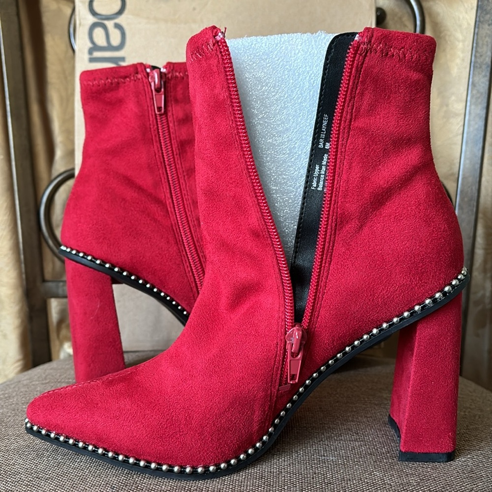 NIB womens toe red suede ankle boots